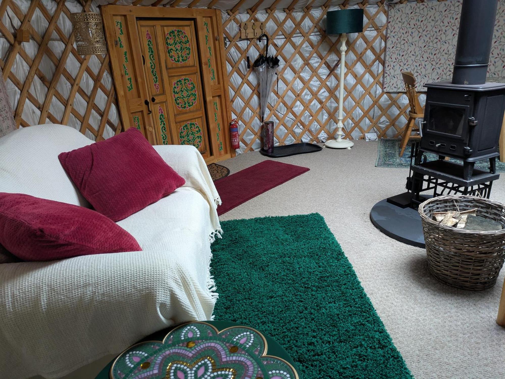 Go Eco Glamping Hotell Lampeter Exteriör bild